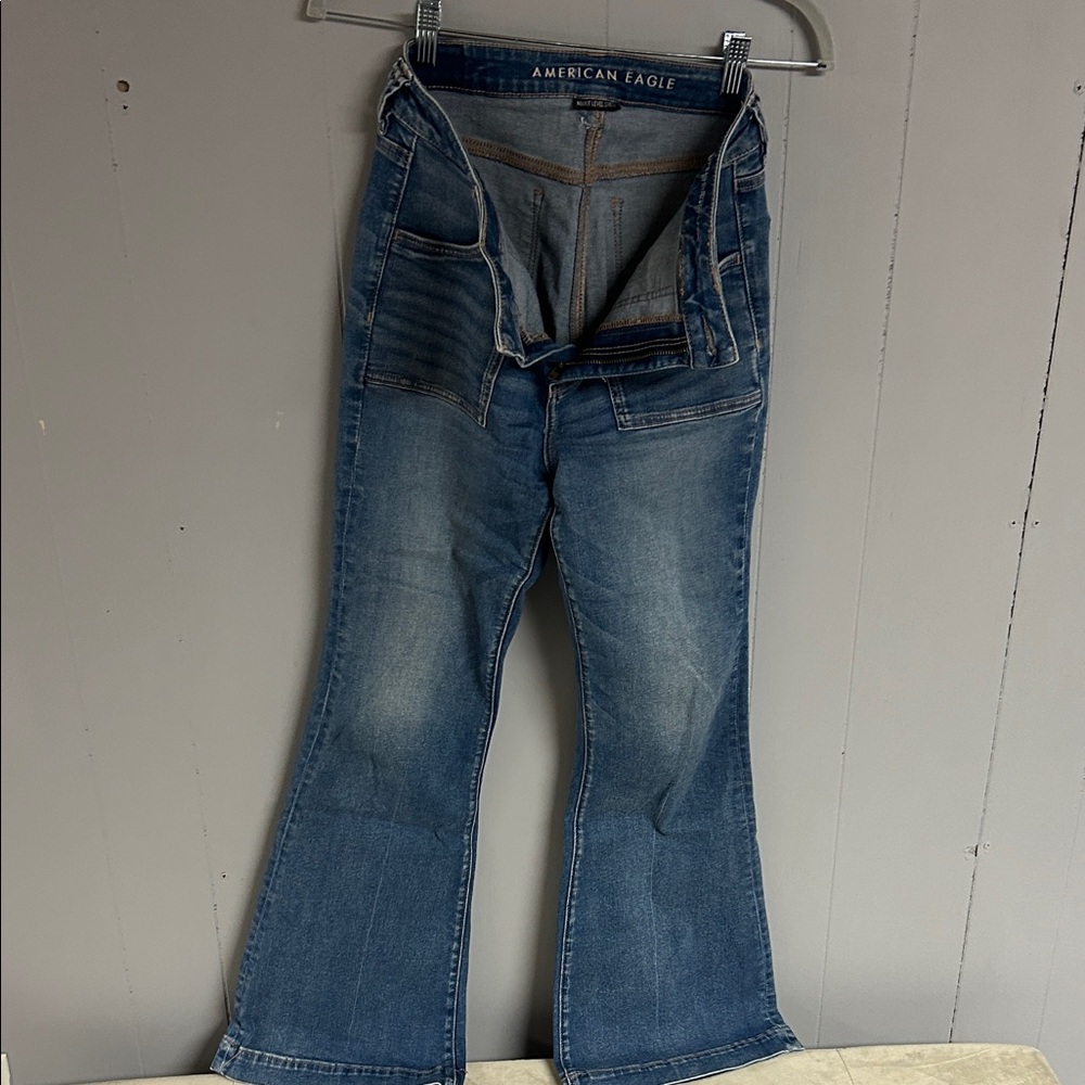 American Eagle Outfitters Women's Flare Blue Jeans